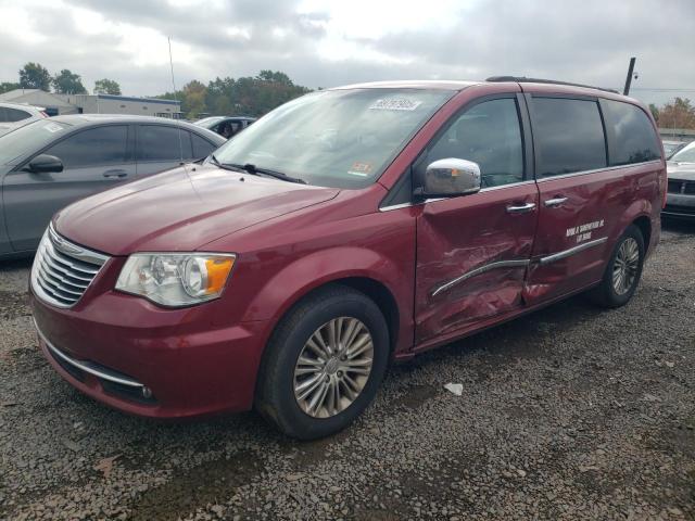 Photo 1 from auction – 2015 CHRYSLER TOWN & COU with VIN 2C4RC1CG5FR657355