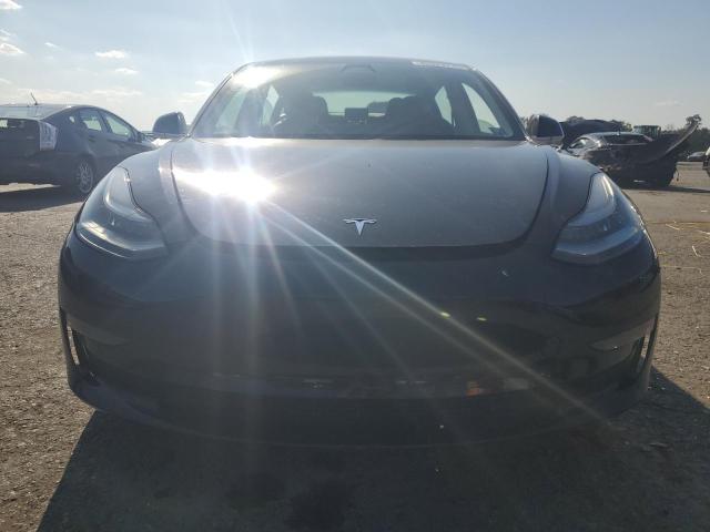 Photo 5 from auction – 2018 TESLA MODEL 3 with VIN 5YJ3E1EB9JF071814