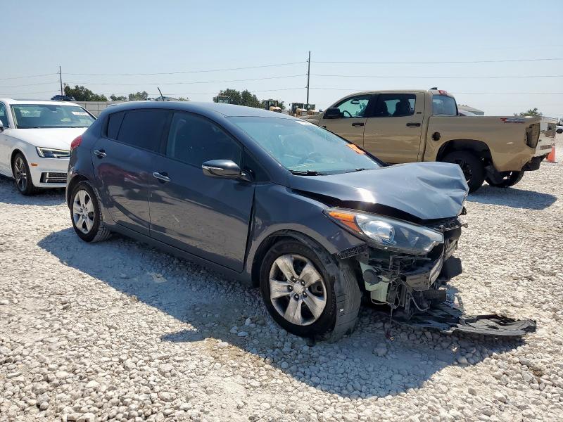 Photo 4 from auction – 2016 KIA FORTE LX with VIN KNAFK5A87G5617685