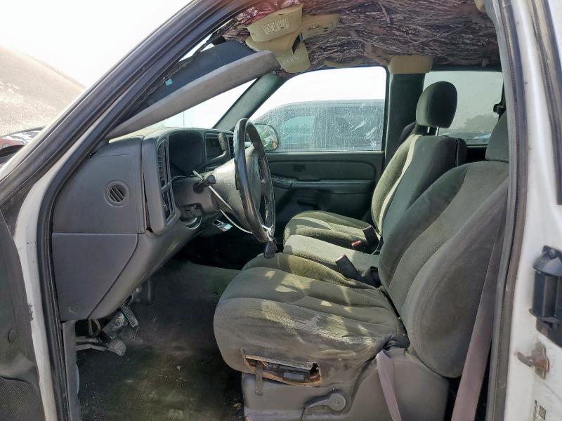 Photo 7 from auction – 2004 CHEVROLET SILVERADO with VIN 1GCEK19T14E327325