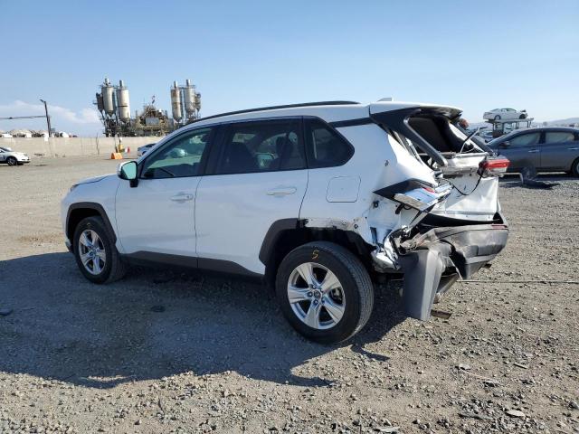 Photo 2 from auction – 2021 TOYOTA RAV4 XLE with VIN 2T3W1RFVXMC099704