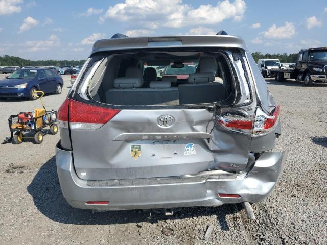 Photo 6 from auction – 2012 TOYOTA SIENNA XLE with VIN 5TDYK3DCXCS194377
