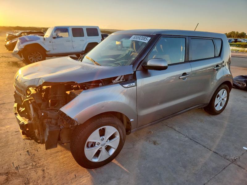 KIA SOUL 2016 with VIN KNDJN2A28G7267728 - Photo from auction