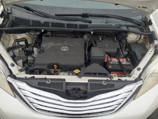 Photo 12 from auction – 2011 TOYOTA SIENNA XLE with VIN 5TDDK3DC3BS026660