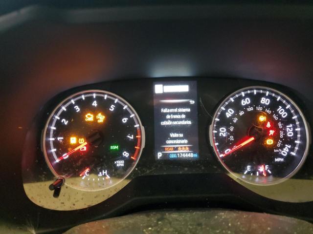 Photo 9 from auction – 2022 TOYOTA RAV4 XLE with VIN 2T3W1RFV4NC186581