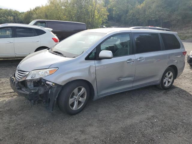 TOYOTA SIENNA LE 2017 with VIN 5TDKZ3DC7HS785632 - Photo from auction