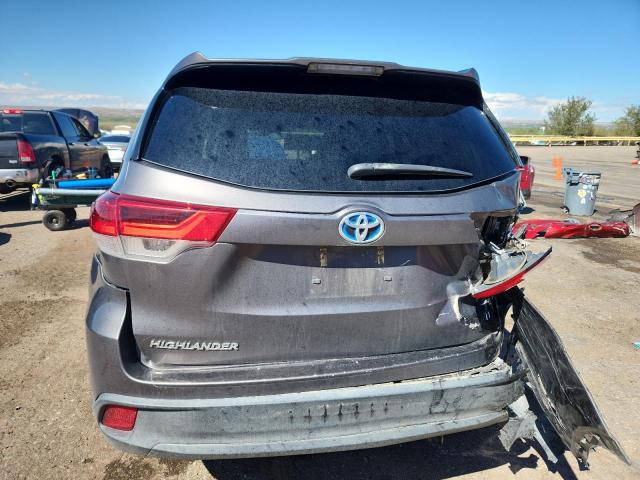 Photo 6 from auction – 2018 TOYOTA HIGHLANDER with VIN 5TDBGRFH1JS038776