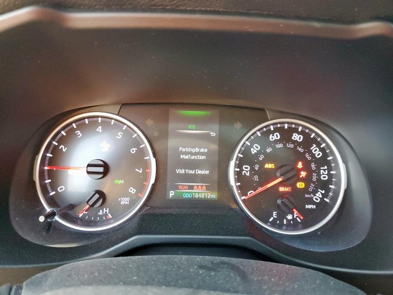 Photo 9 from auction – 2019 TOYOTA RAV4 XLE with VIN 2T3W1RFV3KC010987