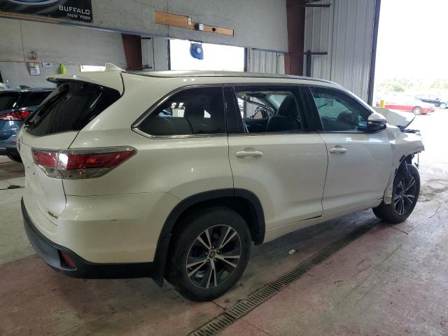 Photo 3 from auction – 2016 TOYOTA HIGHLANDER with VIN 5TDJKRFH9GS302667