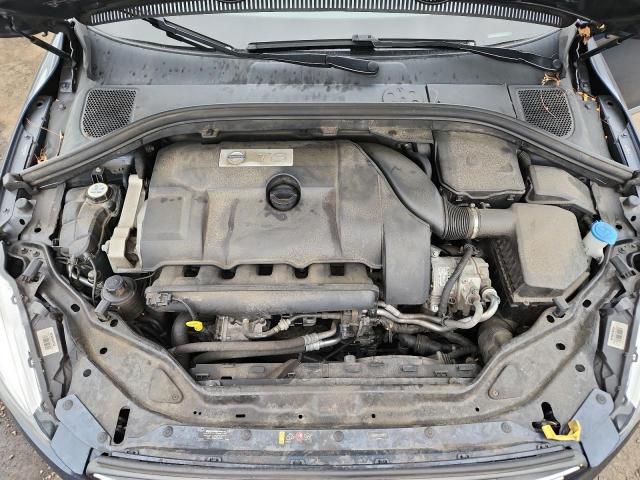 Photo 12 from auction – 2015 VOLVO XC60 T6 PR with VIN YV4902RK2F2743552