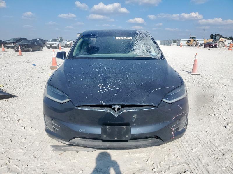 Photo 5 from auction – 2016 TESLA MODEL X with VIN 5YJXCBE20GF007442