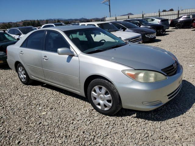 Photo 4 from auction – 2002 TOYOTA CAMRY LE with VIN 4T1BE32K82U074171