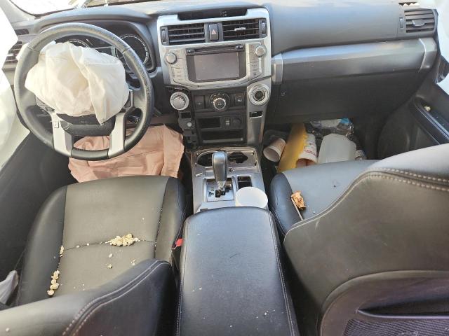 Photo 8 from auction – 2016 TOYOTA 4RUNNER SR5 with VIN JTEZU5JR2G5145975