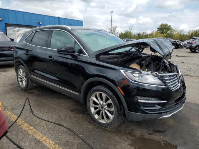 Photo 4 from auction – 2017 LINCOLN MKC SELECT with VIN 5LMCJ2D91HUL21766