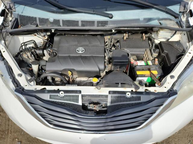 Photo 12 from auction – 2013 TOYOTA SIENNA LE with VIN 5TDKK3DC4DS304539