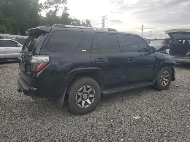 Photo 3 from auction – 2021 TOYOTA 4RUNNER SR with VIN JTEEU5JR6M5244681
