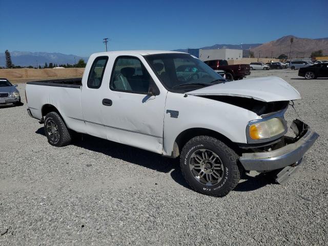 Photo 4 from auction – 2002 FORD F150 with VIN 1FTRX17W72NA93141