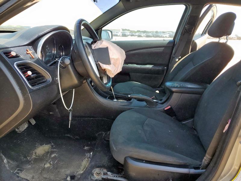 Photo 7 from auction – 2013 CHRYSLER 200 TOURIN with VIN 1C3CCBBB1DN595629