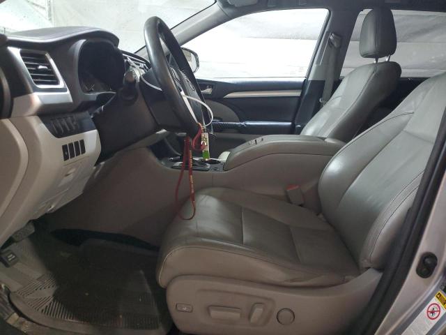 Photo 7 from auction – 2014 TOYOTA HIGHLANDER with VIN 5TDJKRFHXES060579