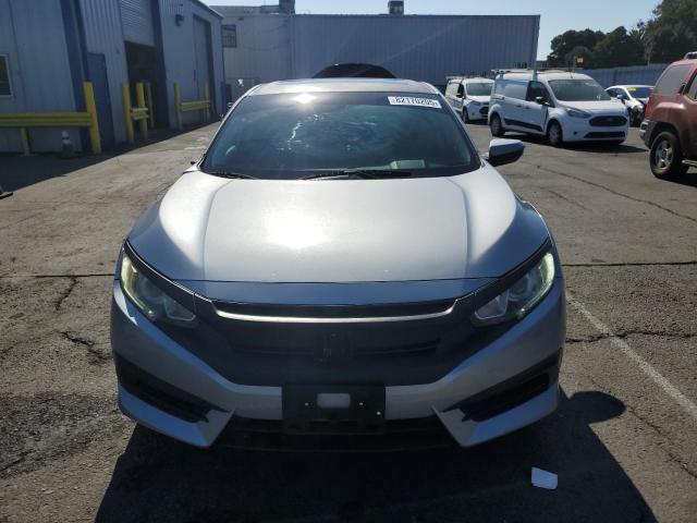 Photo 5 from auction – 2017 HONDA CIVIC EX with VIN 19XFC2F76HE208081