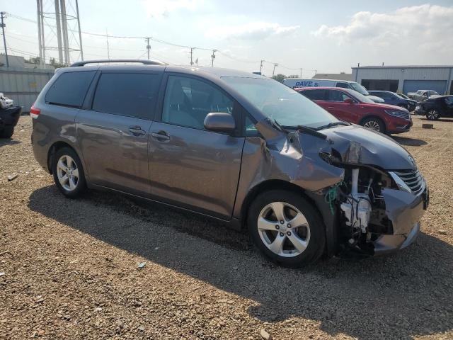 Photo 4 from auction – 2014 TOYOTA SIENNA LE with VIN 5TDKK3DC7ES496377