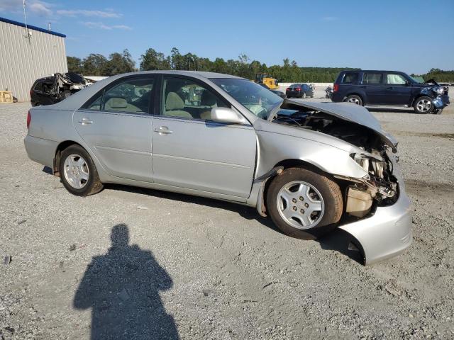 Photo 4 from auction – 2003 TOYOTA CAMRY LE with VIN 4T1BF32K73U554801