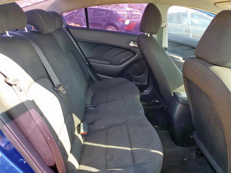 Photo 10 from auction – 2018 KIA FORTE LX with VIN 3KPFK4A73JE262174