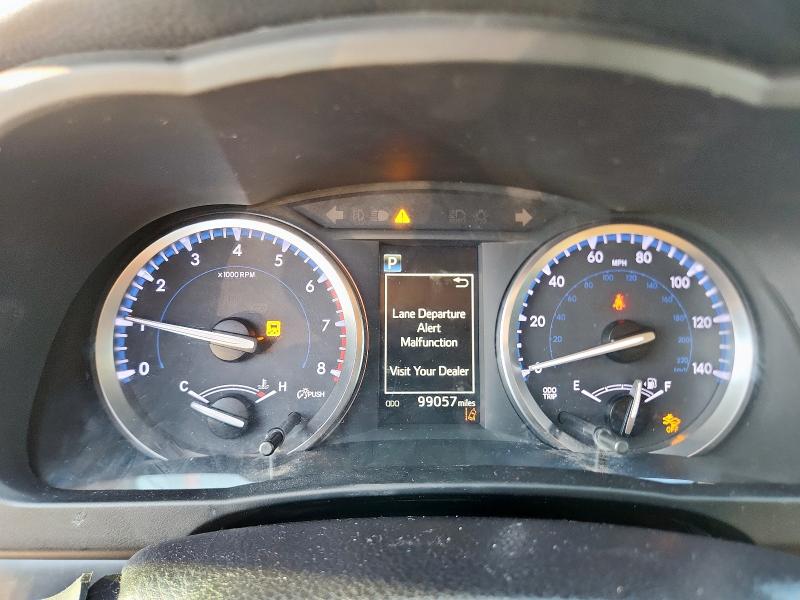 Photo 9 from auction – 2018 TOYT HIGHLANDER SE with VIN 5TDKZRFH8JS273377