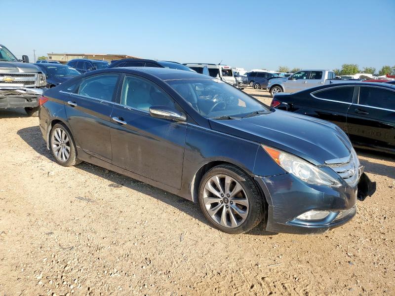 Photo 4 from auction – 2011 HYUNDAI SONATA SE with VIN 5NPEC4AB3BH256708