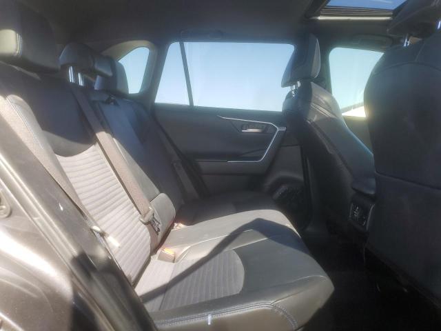 Photo 11 from auction – 2020 TOYOTA RAV4 XSE with VIN JTMEWRFV6LJ033482