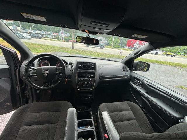 Photo 9 from auction – 2015 DODGE GRAND CARA with VIN 2C4RDGBG5FR669264