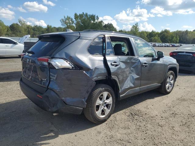 Photo 3 from auction – 2019 TOYOTA RAV4 XLE with VIN JTMP1RFV3KD034724