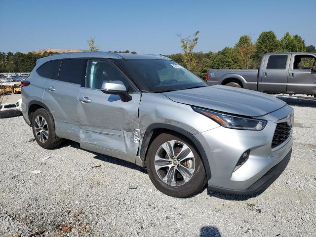 Photo 4 from auction – 2021 TOYOTA HIGHLANDER with VIN 5TDGZRAH7MS519613