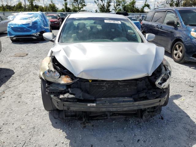 Photo 5 from auction – 2012 HYUNDAI ELANTRA GL with VIN 5NPDH4AE1CH095185