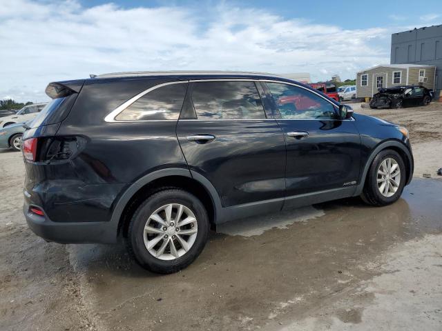 Photo 3 from auction – 2016 KIA SORENTO LX with VIN 5XYPGDA50GG090010