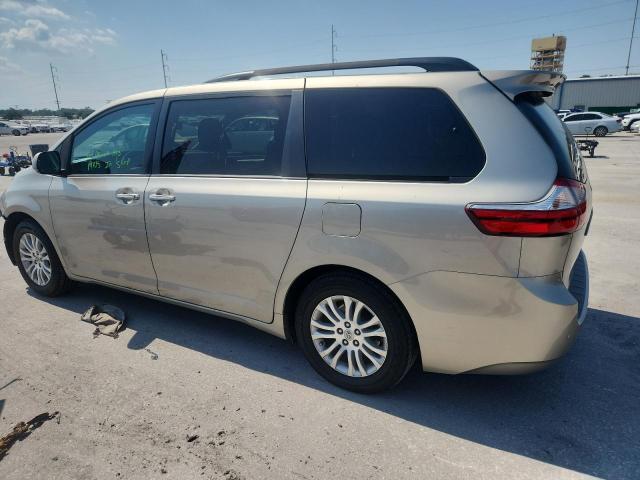 Photo 2 from auction – 2017 TOYOTA SIENNA XLE with VIN 5TDYZ3DC3HS895040
