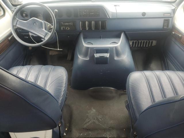 Photo 8 from auction – 1994 DODGE RAM WAGON with VIN 2B5WB35Y2RK163161