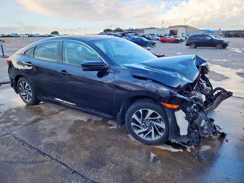 Photo 4 from auction – 2017 HONDA CIVIC with VIN 19XFC2F71HE058946