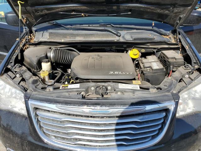 Photo 12 from auction – 2015 CHRYSLER TOWN & COU with VIN 2C4RC1BGXFR673391