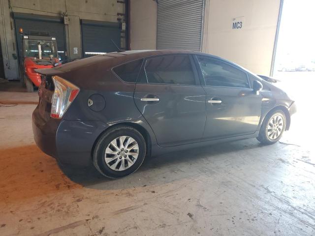 Photo 3 from auction – 2015 TOYOTA PRIUS PLUG-IN with VIN JTDKN3DP0F3072777