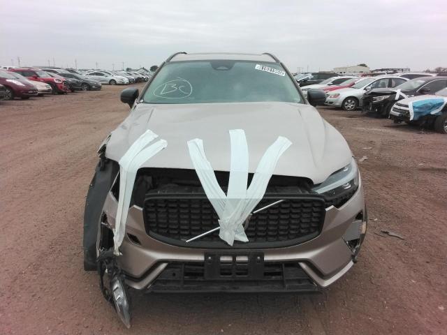 Photo 5 from auction – 2025 VOLVO XC60 PLUS with VIN YV4M12RC8S1092959