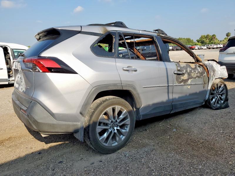 Photo 3 from auction – 2023 TOYOTA RAV4 XLE PREMIUM with VIN 2T3C1RFV4PC224798