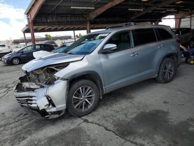 TOYOTA HIGHLANDER 2018 с VIN 5TDJZRFH2JS542422 - Фото с аукциона
