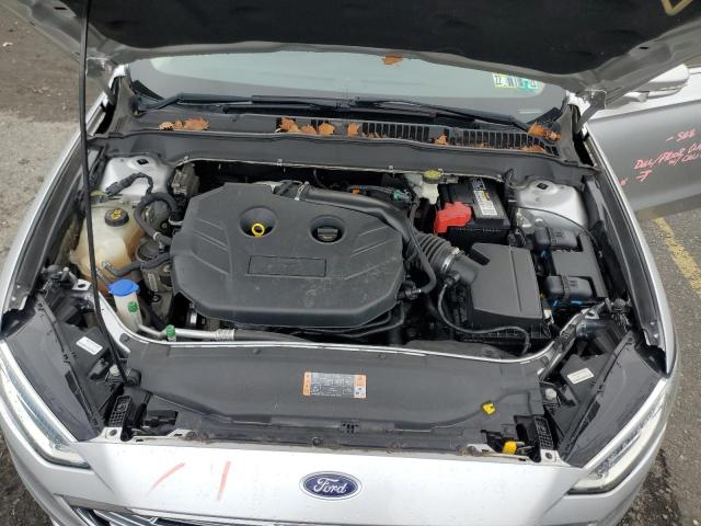 Photo 11 from auction – 2017 FORD FUSION SE with VIN 3FA6P0T95HR228044