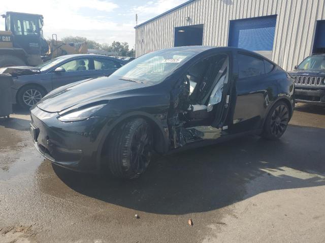 TESLA MODEL Y 2022 with VIN 7SAYGDEF9NF495099 - Photo from auction