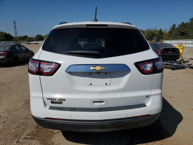 Photo 6 from auction – 2017 CHEVROLET TRAVERSE L with VIN 1GNKRGKD3HJ270117