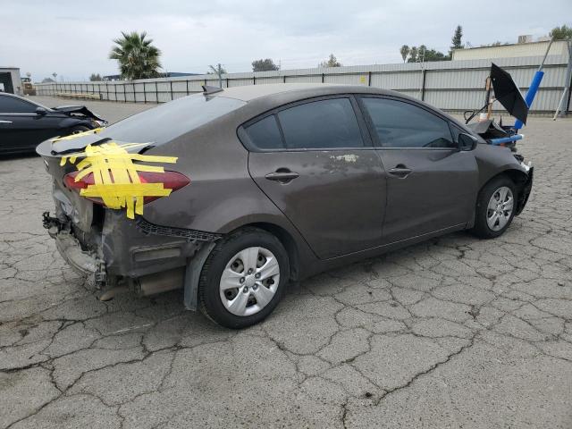 Photo 3 from auction – 2018 KIA FORTE LX with VIN 3KPFL4A72JE198416
