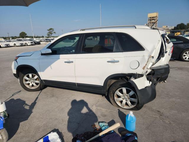 Photo 2 from auction – 2013 KIA SORENTO LX with VIN 5XYKT3A63DG324676