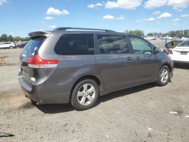 Photo 3 from auction – 2012 TOYOTA SIENNA LE with VIN 5TDKK3DC1CS219527