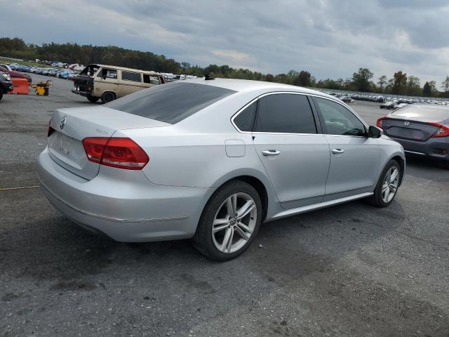 Photo 3 from auction – 2012 VOLKSWAGEN PASSAT SE with VIN 1VWBN7A37CC105646